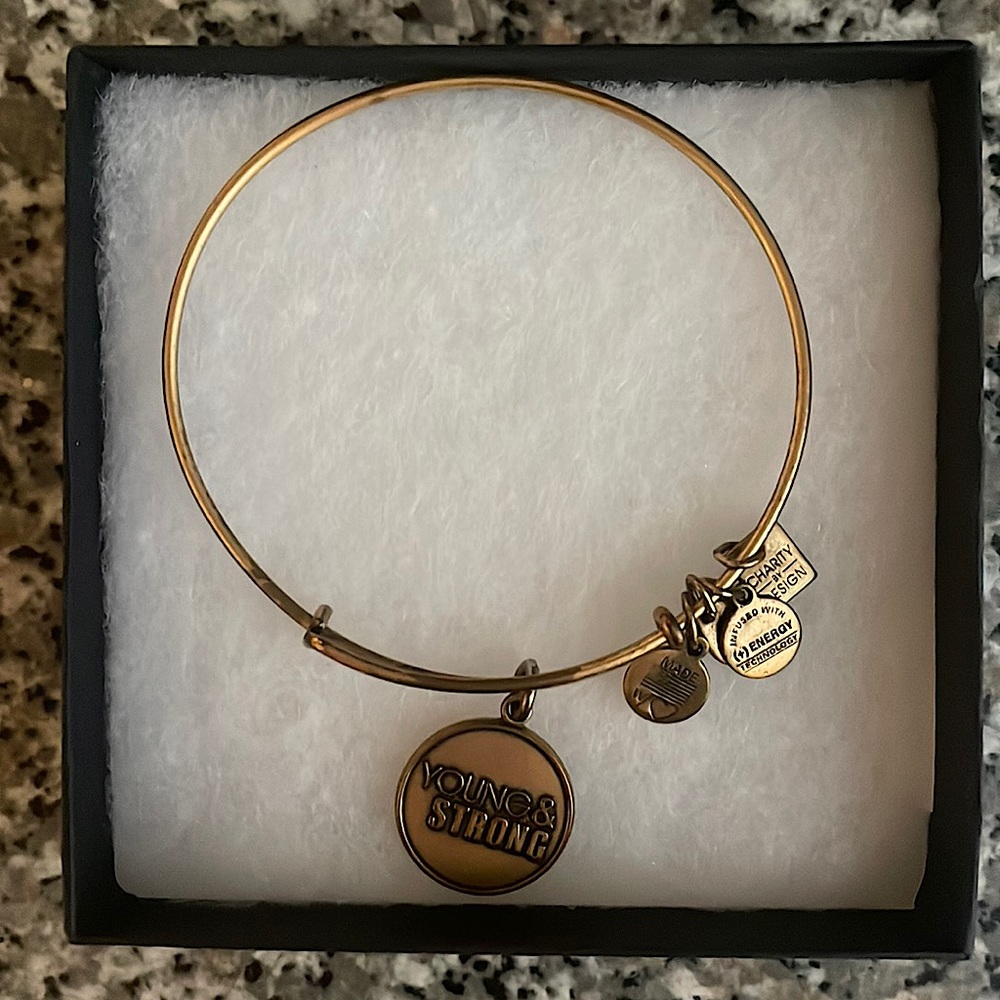 Alex and Ani "Charity By Design" Young and Strong Expandable Wire Bangle